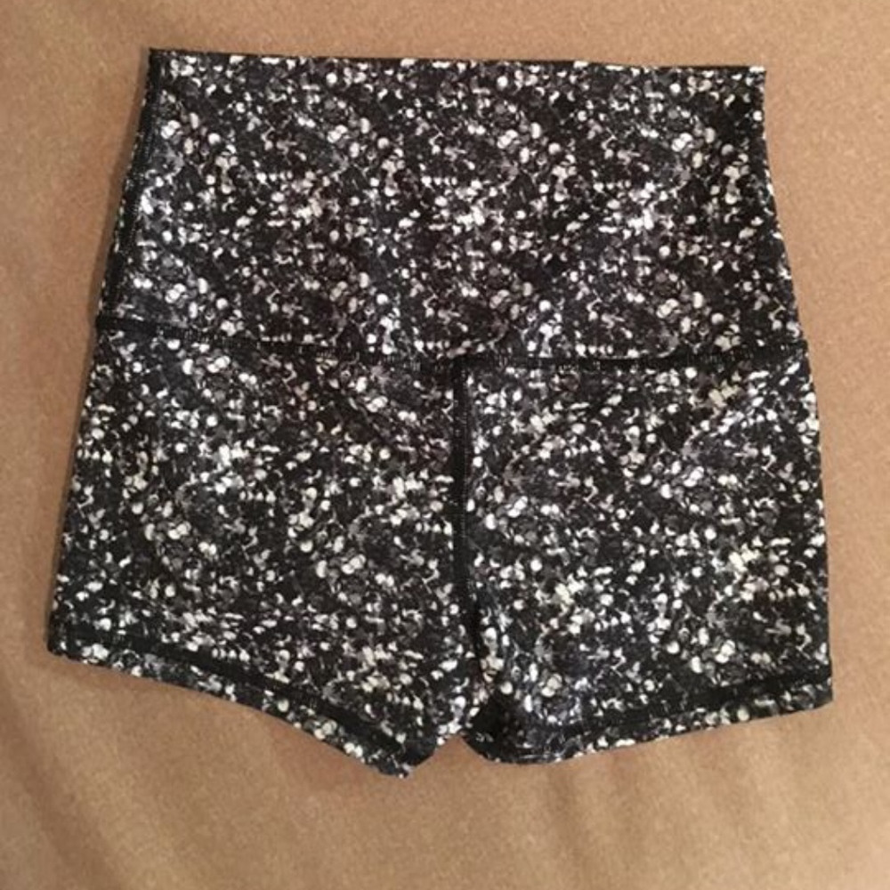 Lululemon Boogie Shorts Size 2